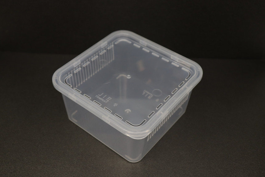 JIF 2面通気 積み重ね式飼育ケース（極小） detail 2