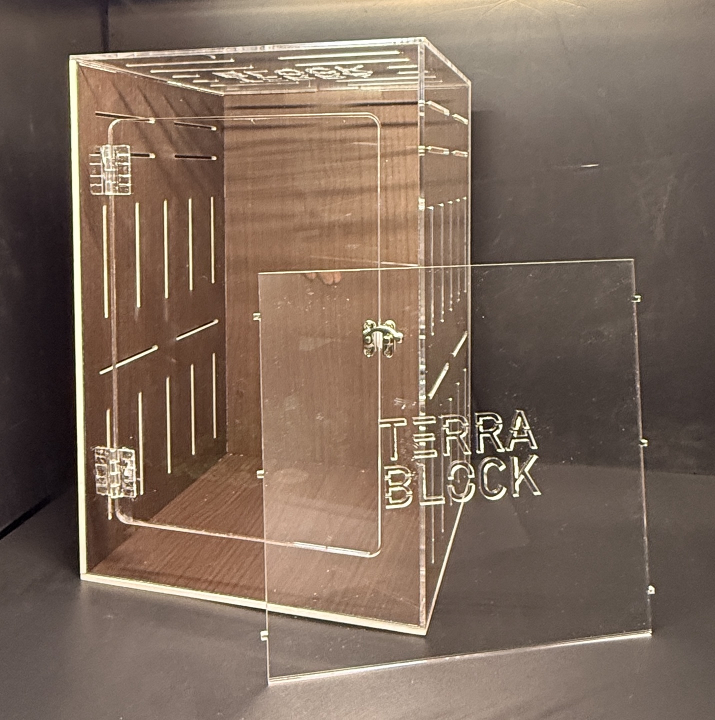 テラブロック 25 × 25 × 38 2in1 アクリル製テラリウムケージ detail 3
