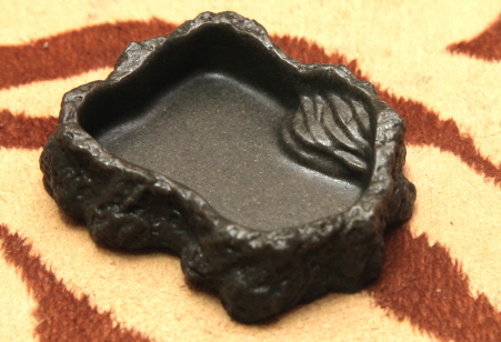 JIF 楕円型 水入れ（小） detail 1