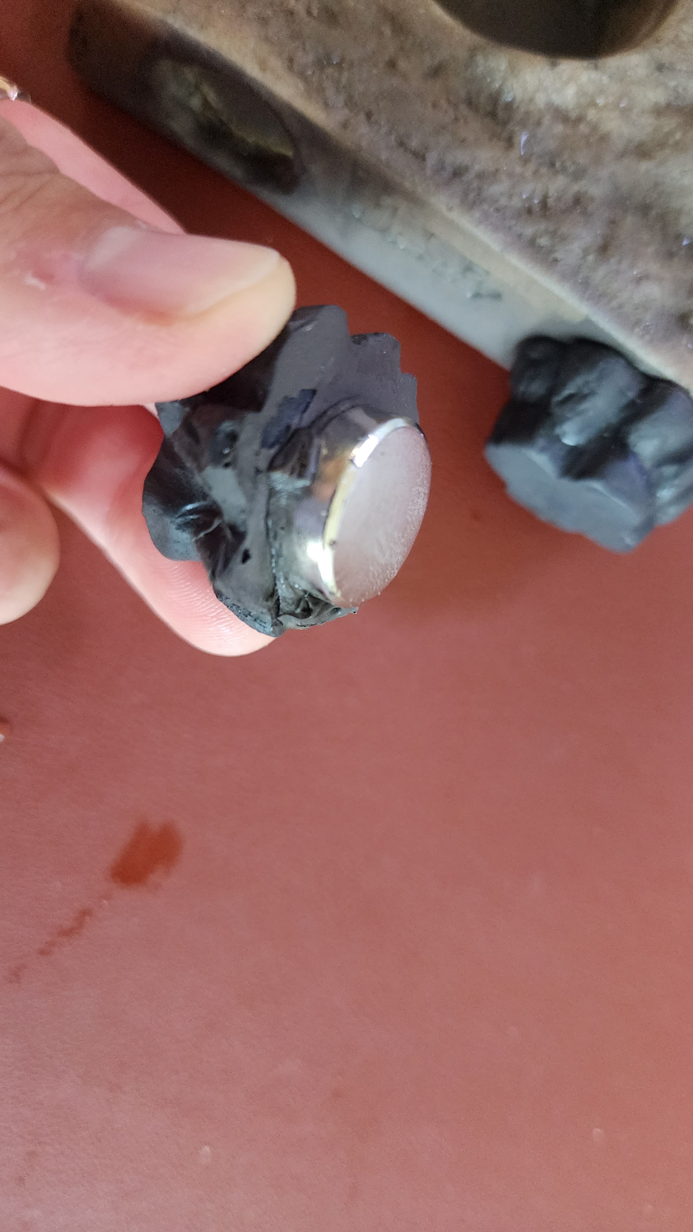 JIF マグネット式 1口エサ皿（中） detail 2