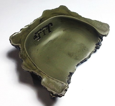 JIF フラット岩型シェルター（中小） detail 3