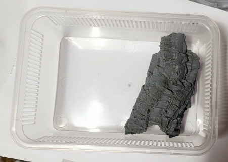 JIF 人工コルクチューブ シェルター（小） detail 1