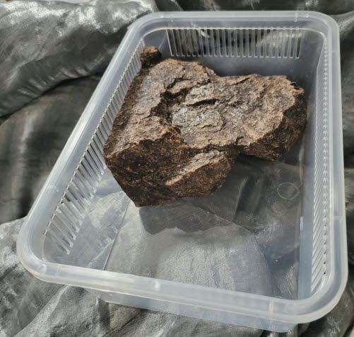 JIF積み重ね式ケージ（小）用 岩型シェルター detail 2