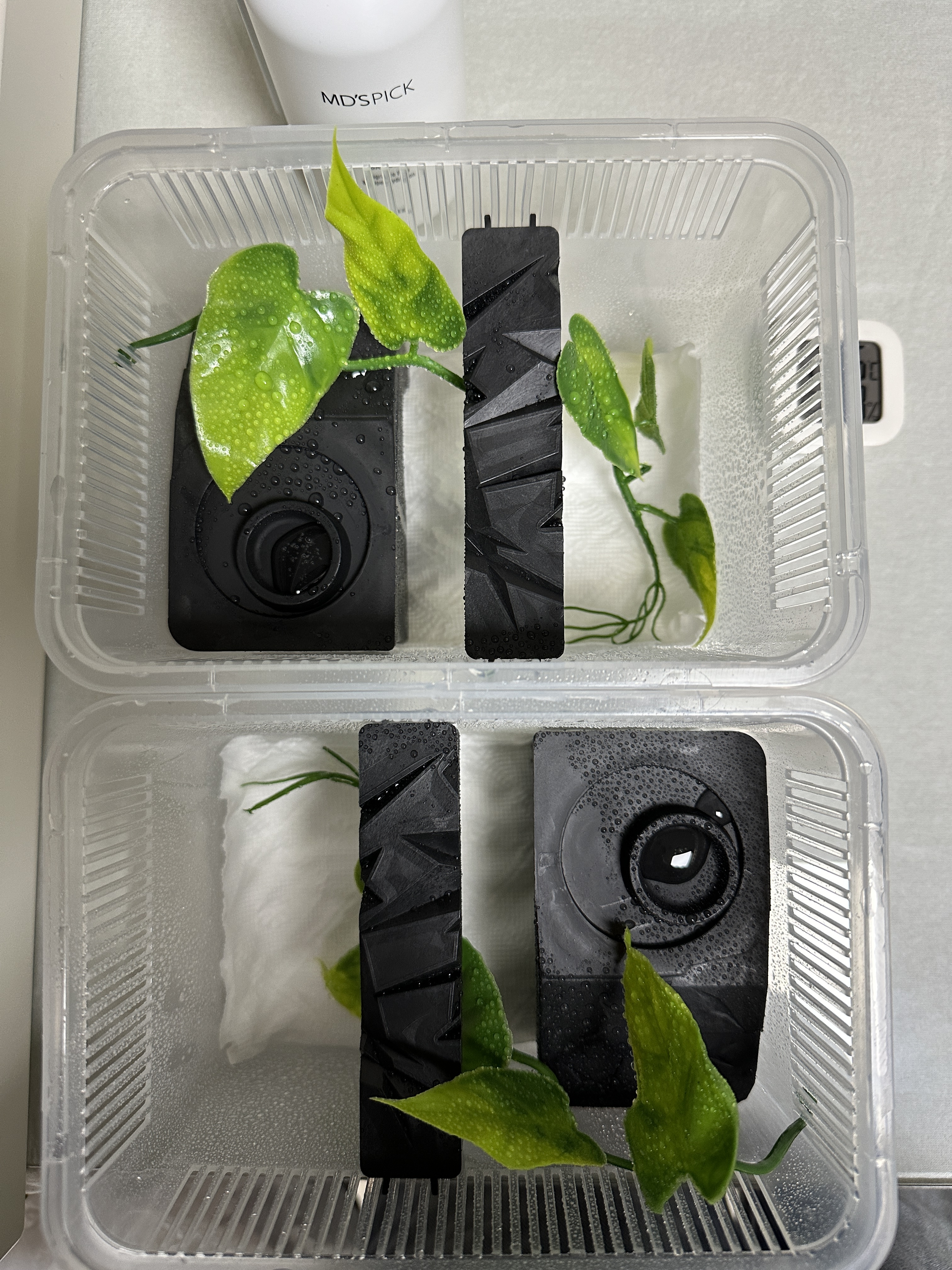 JIF 積み重ね式ケージ（小ロング）専用 固定式プラストンシェルター detail 2