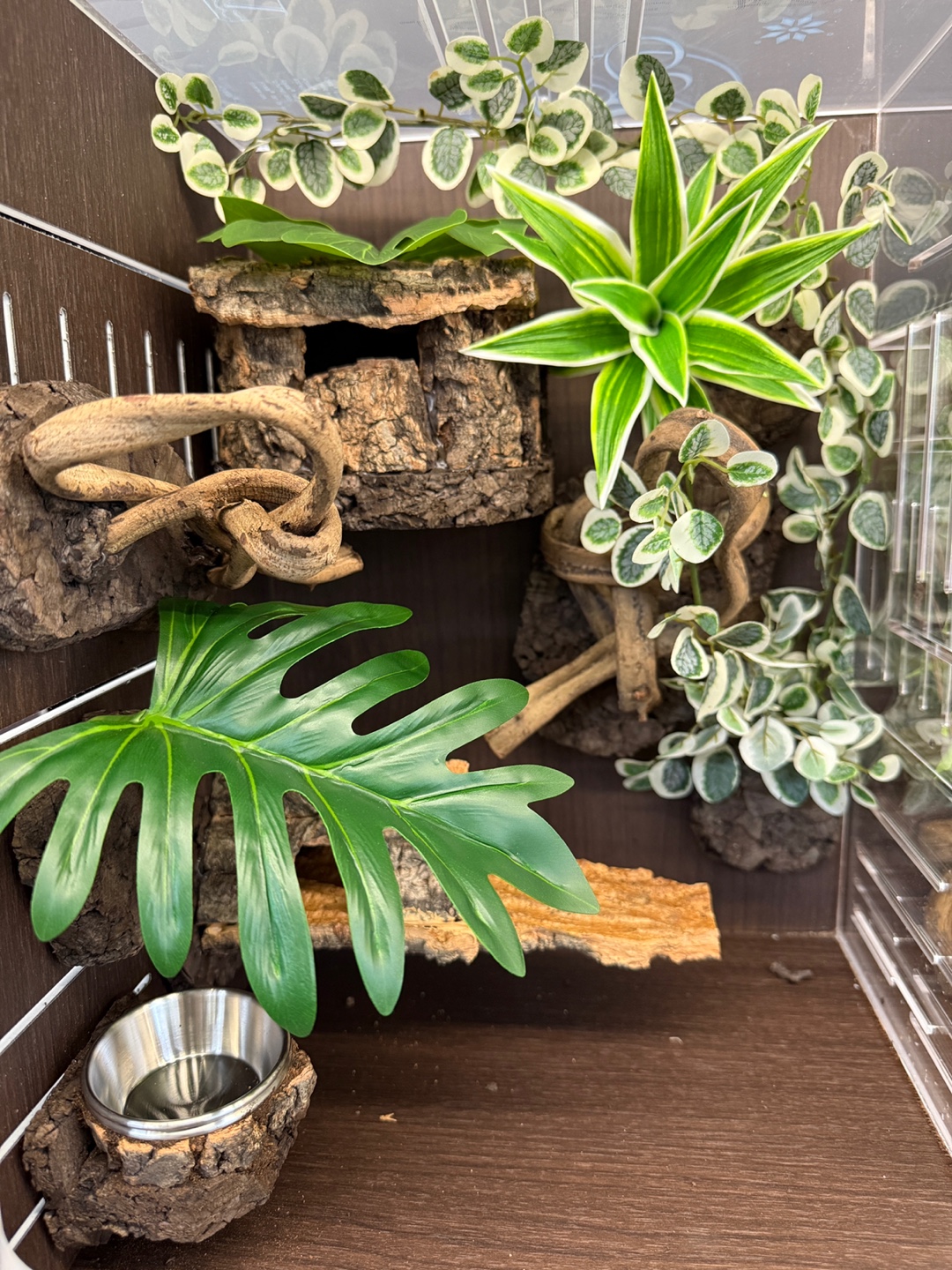 Terrablock Log Cabin Studio Hide detail 7