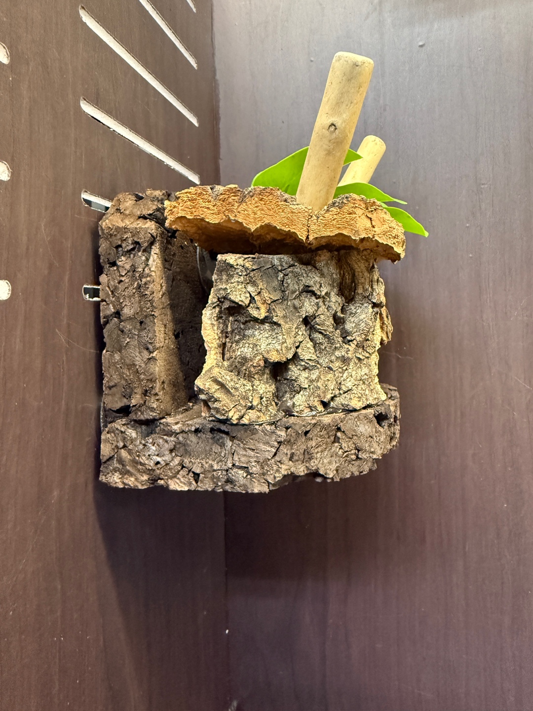 Terrablock Mini Cabin Hideout detail 2