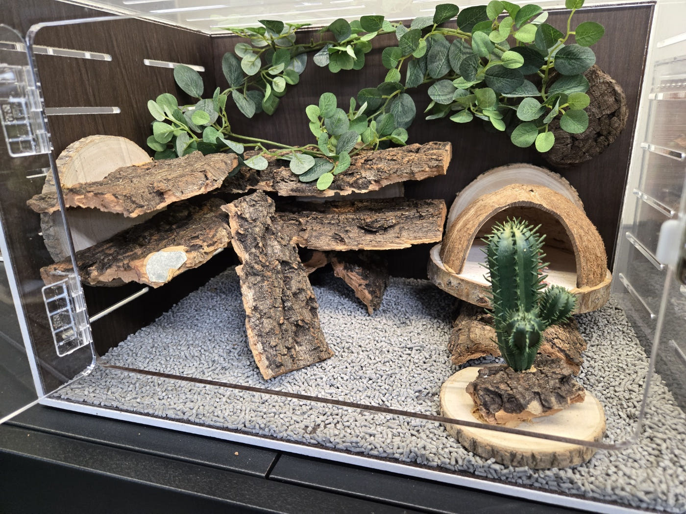 Terrablock Savanna Cactus Artificial Block detail 1